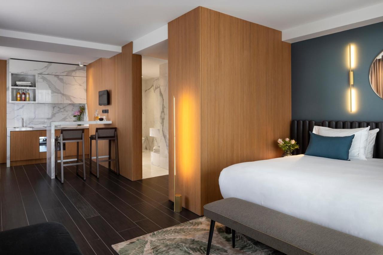 Howard Sur Seine - Asnieres Paris La Defense Exterior photo