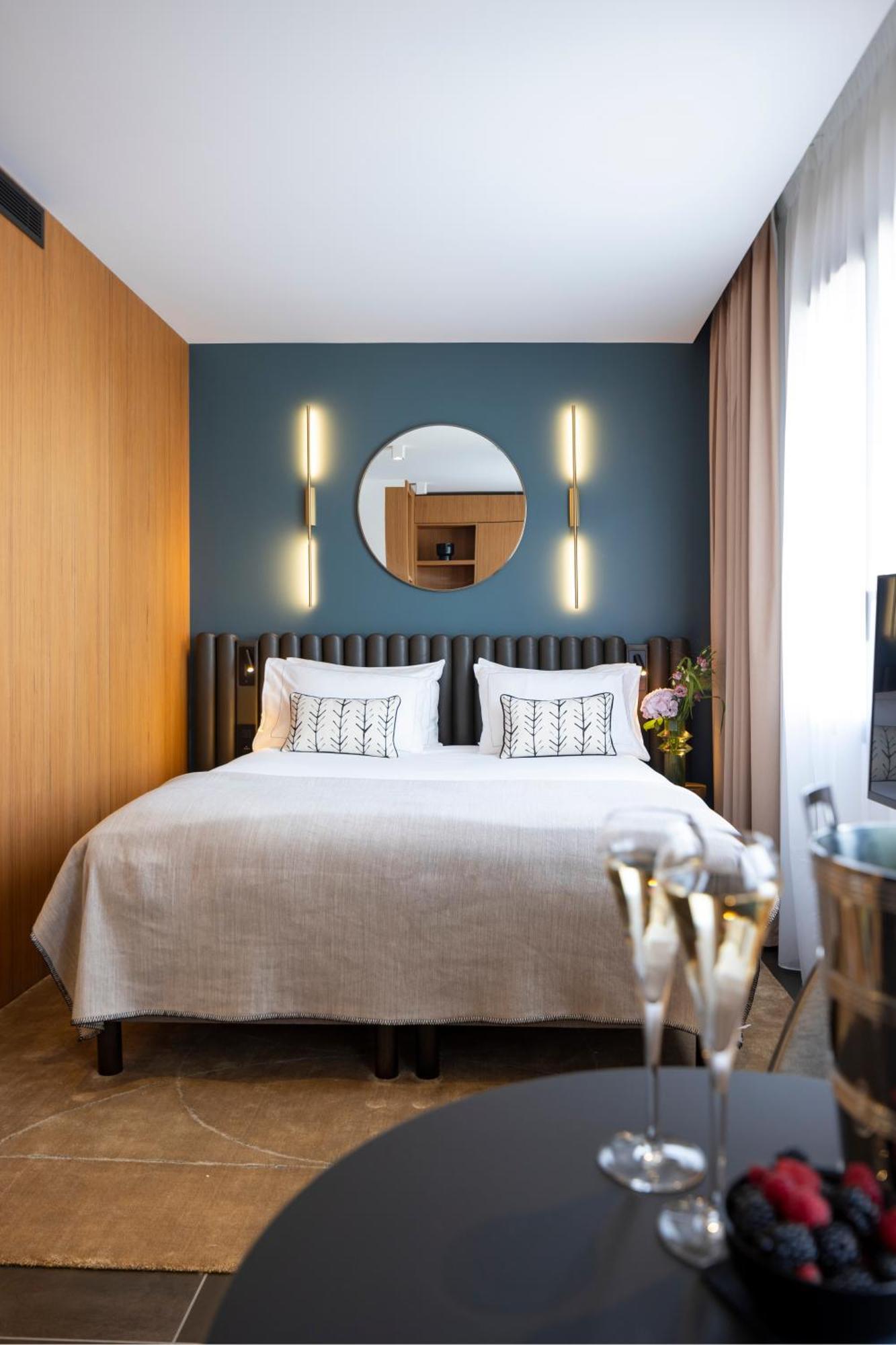 Howard Sur Seine - Asnieres Paris La Defense Room photo